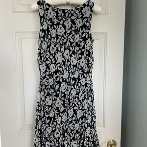 Flowy black and white dress